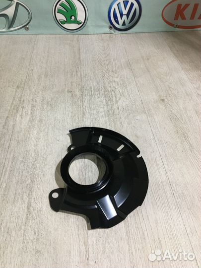 Кожух щиток тормозного диска перед левый Solaris R