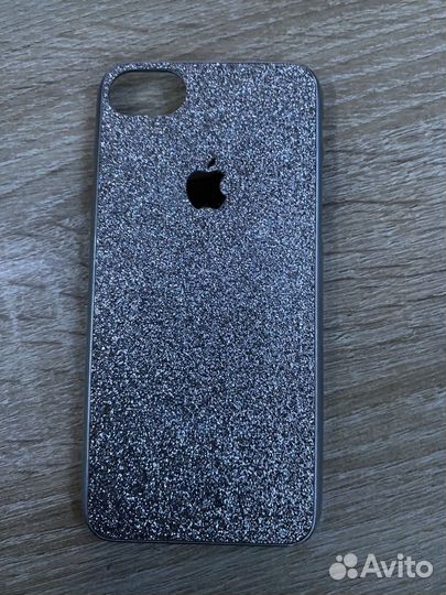 Чехлы на айфон 7
