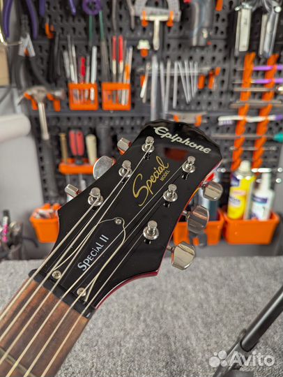 Электрогитара Epiphone Indonesia и комбик Marshall