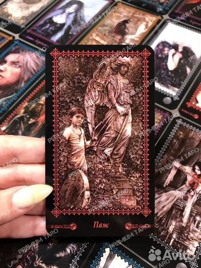 Таро «Фаволь Де Сангре» / 82 карты