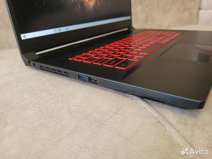 Игровой ноутбук MSI 17.3