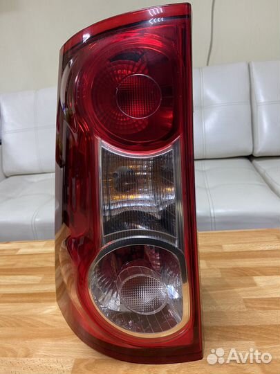 Фонарь задний левый LADA Largus