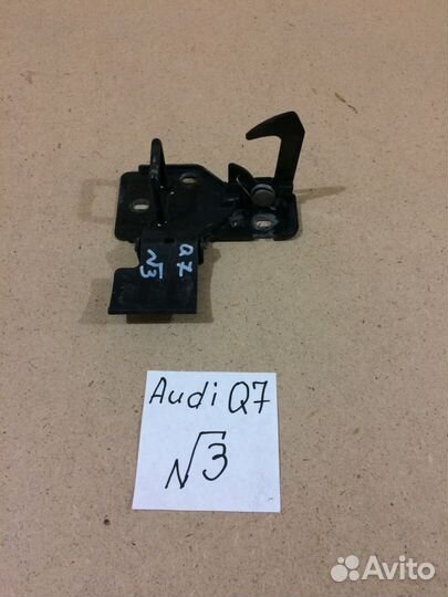 Замок и амортизаторы капота audi Q7
