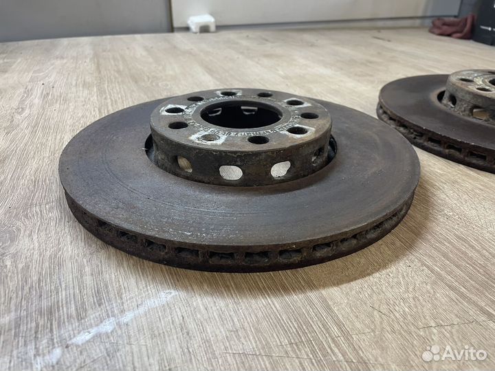 Тормозные диски Audi 100 C4 A6 C4