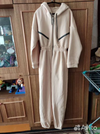 Комбинезон женский утепленный