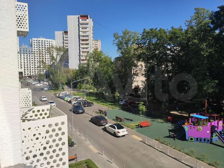 2-к. квартира, 44 м², 3/17 эт.