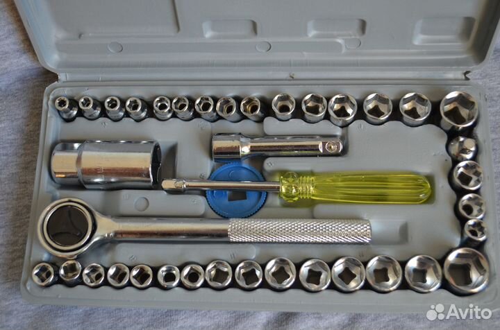 Набор торцевых ключей из 40 предметов aiwa