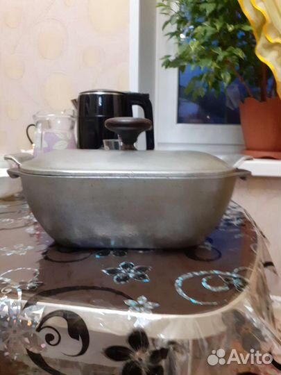 Утятница чугунная большая из СССР