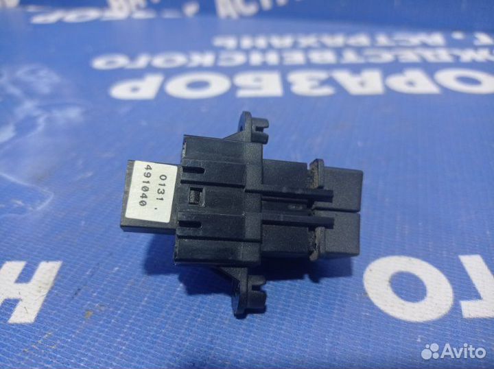 Кнопка Trip Kia Sportage 3 кроссовер 2013