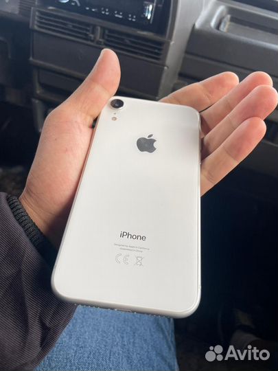 iPhone Xr, 64 ГБ