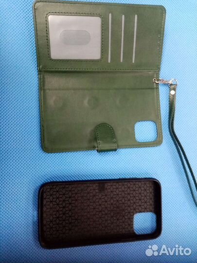 Чехол на iPhone 11