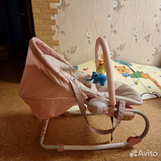 Шезлонг детский babyton