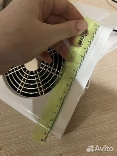 Пылесос маникюрный