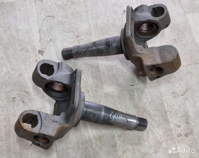 Поворотный кулак ЗИЛ 130 комплект