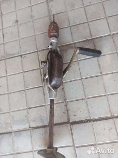 Ручной коловорот дрель