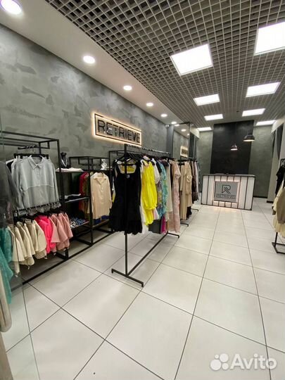 Джинсы / Куртки / Рубашки / Костюмы / Платья