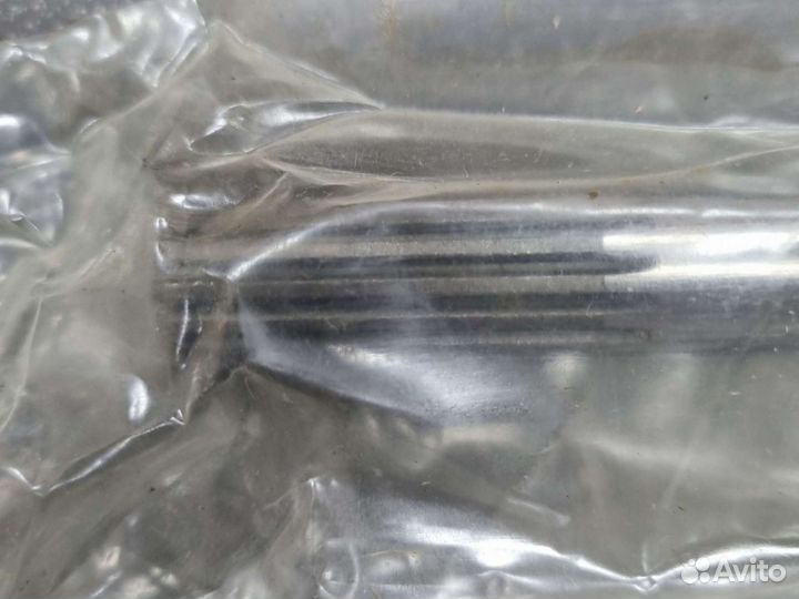 Вал вертикальный 40 л.с 66T455011000