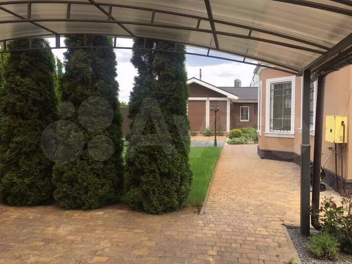 Коттедж 130 м² на участке 8 сот.