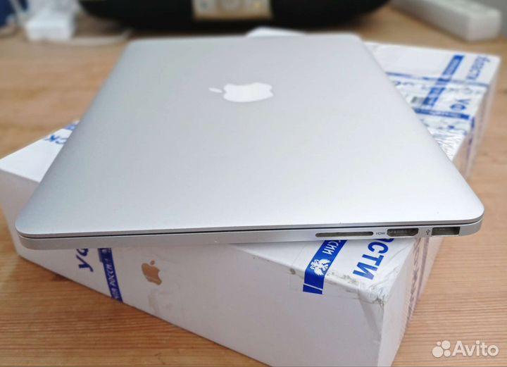 Retina MacBook Pro 13» 256 gb SSD/ 8 gb Ram