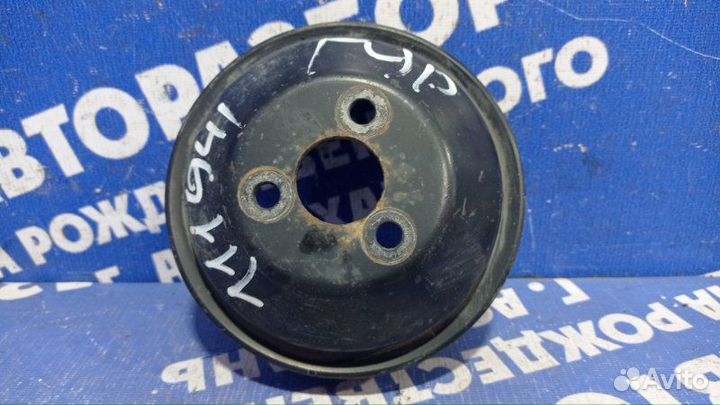 Шкив насоса гидроусилителя Mercedes-Benz W202