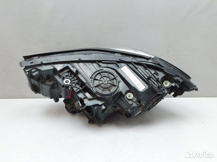 Фара правая BMW 6-Series Gran Turismo