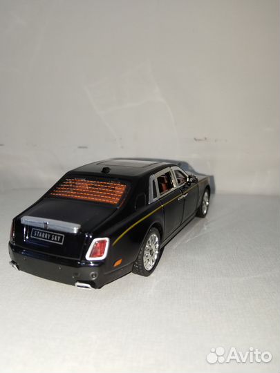 Rolls-royce модель