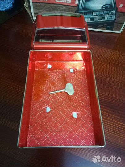 Грузовик заводной 