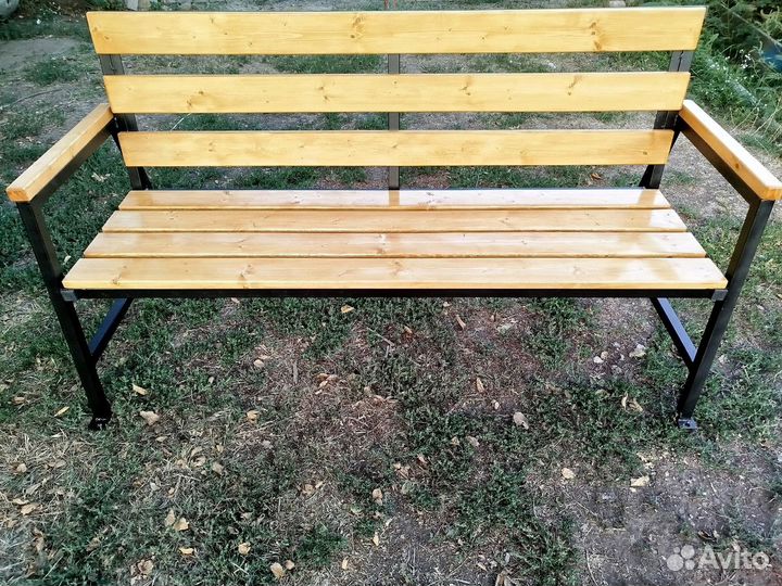 Лавочка / Скамейка садовая с подлокотниками