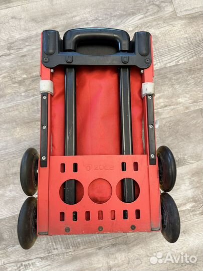 Сумка на колесиках с выдвижной ручкой zuca