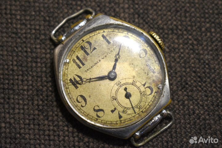 Часы Tavannes watch Co наручные