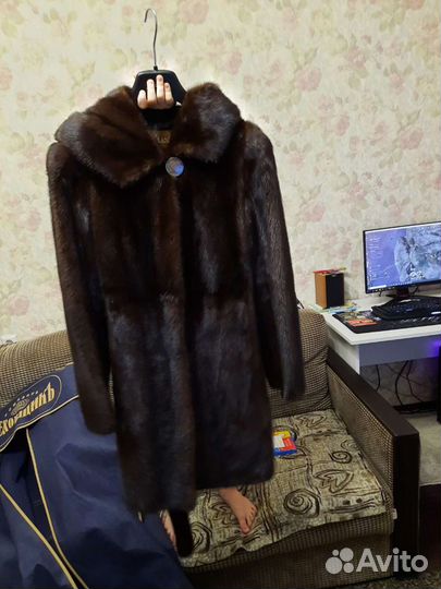 Шуба норковая с капюшоном 42 44