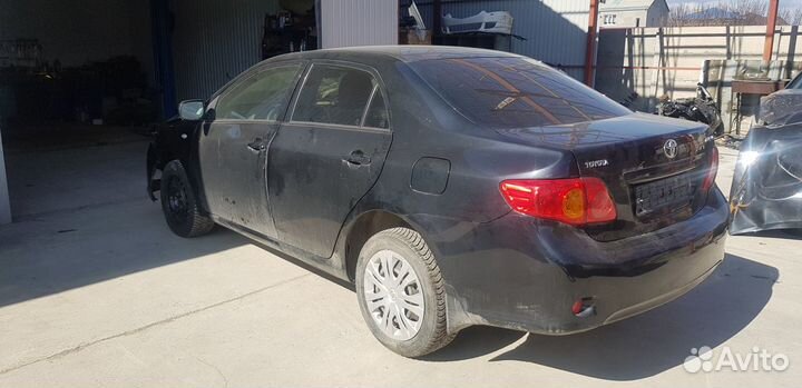 Toyota Corolla 150 двери