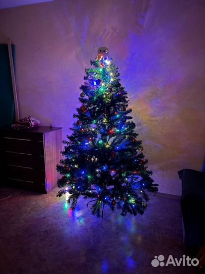 Елка искусственная