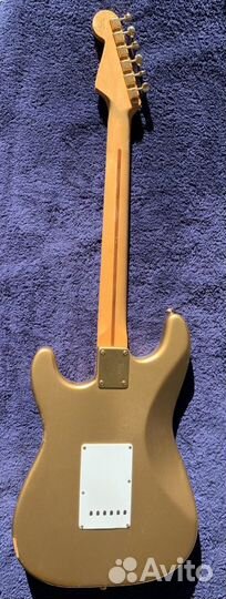 Fender Custom Shop 1957 Stratocaster HLE Gold