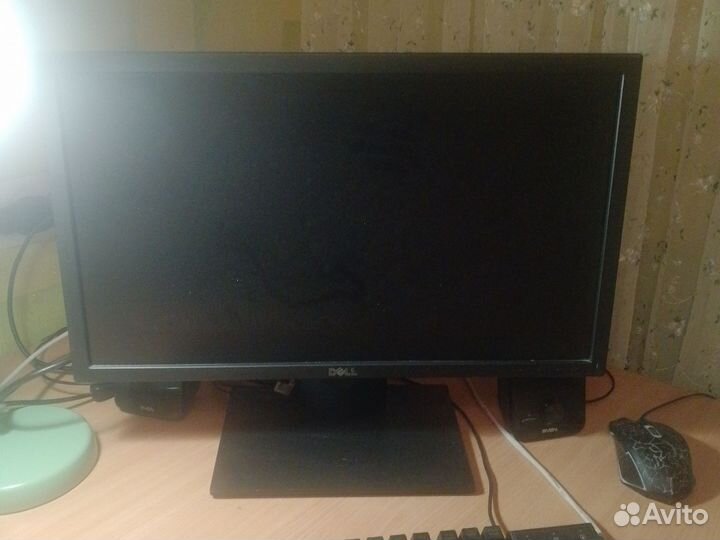 Монитор dell E2216HV