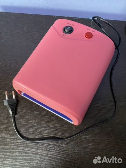 Уф лампа для ногтей