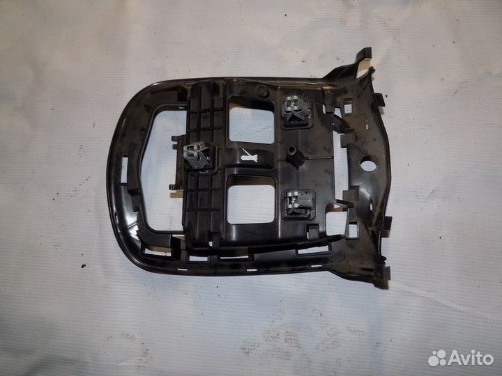 Кронштейн 508 2010