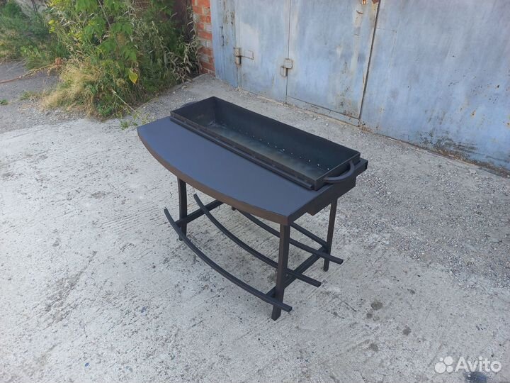 Мангал со столиком