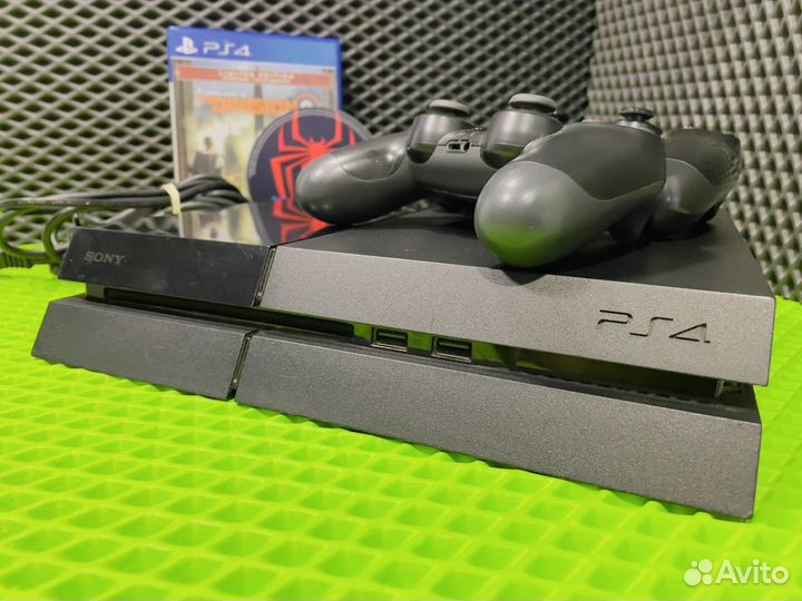 Sony PS4 1TB 2 джоя/2 Диска