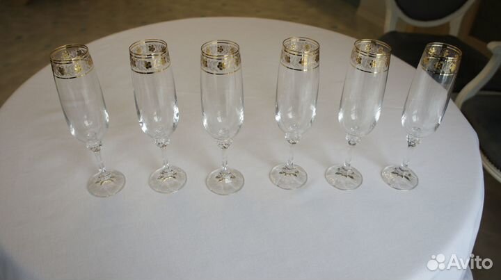 Бокалы, фужеры, рюмки