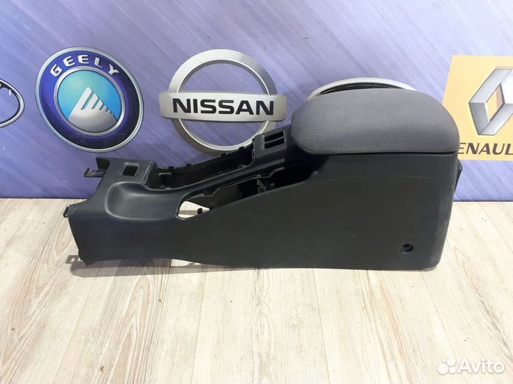 Центральная консоль Nissan primera P12