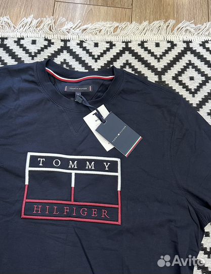 Футболка Tommy Hilfiger новая оригинал XL