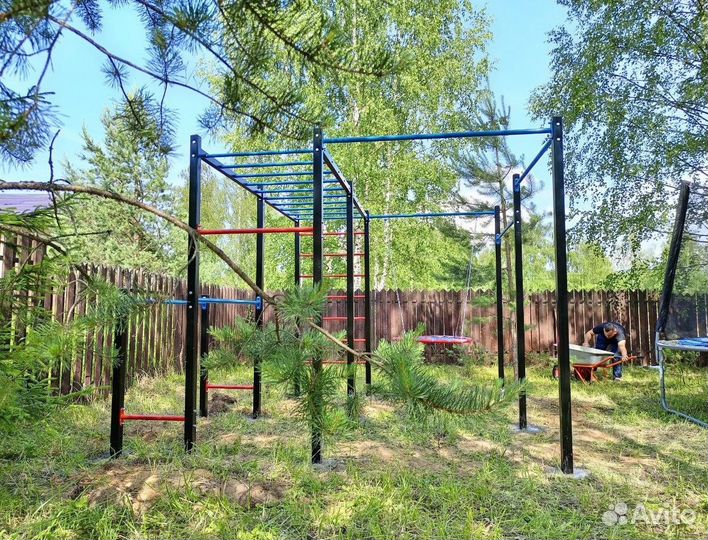 Спортивная площадка воркаут комплекс