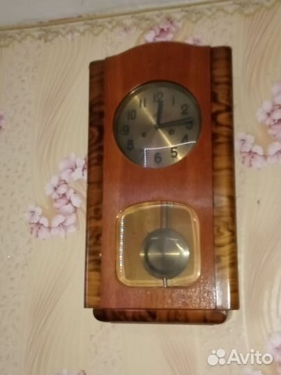 Старинные настенные часы