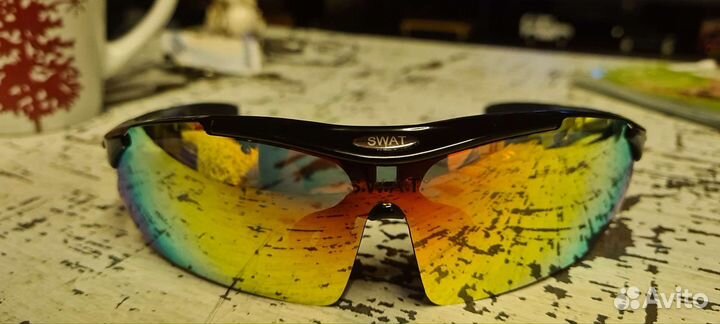 Солнечные очки swat