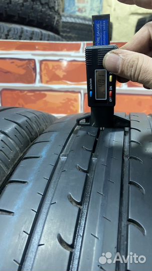 Goodyear EfficientGrip SUV 4x4 215/65 R16 98H