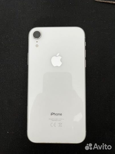 Телефон iPhone Xr 128 гб белый