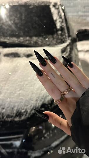 Маникюр с покрытием гель-лак и укреплением