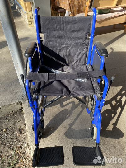 Инвалидная коляска