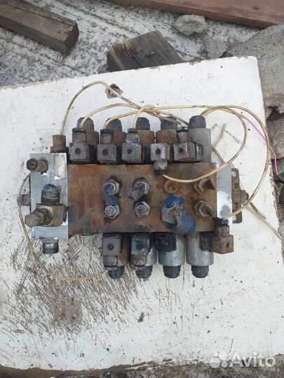 Гидрораспределитель